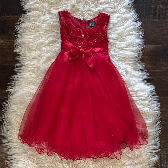 Elegant Red Kids Dress - Picture 1 of 5